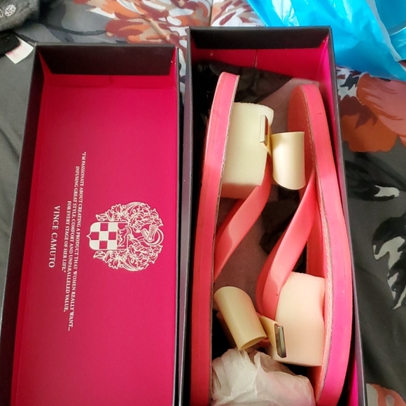 Flip Flops - Picture 3 of 4